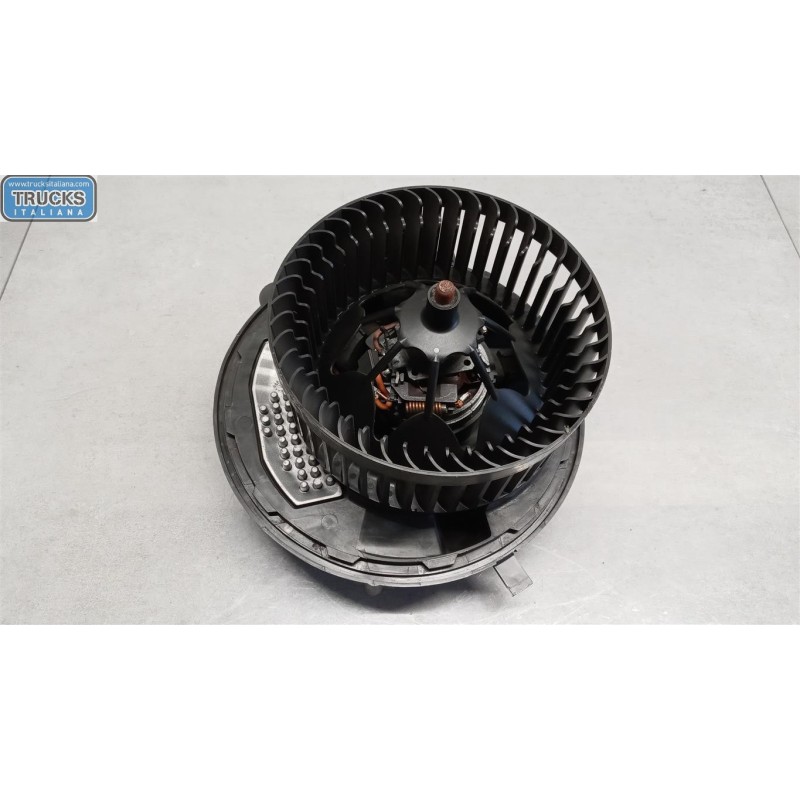 VOLKSWAGEN MOTORINO VENTILAZIONE INTERNA VOLKSWAGEN Golf 7 2012>2016 usato