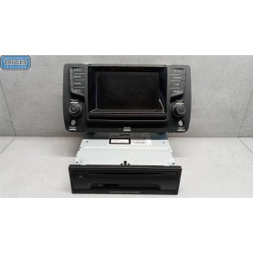 CAR RADIO VOLKSWAGEN Golf 7...