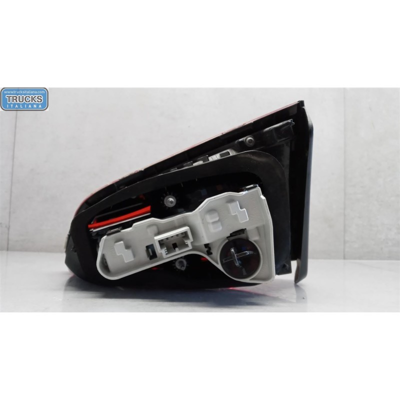 VOLKSWAGEN LEFT REAR LIGHT ON BACK VOLKSWAGEN Golf 7 2012>2016 used