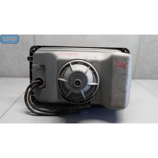 RIGHT HEADLIGHT IVECO EUROTECH used