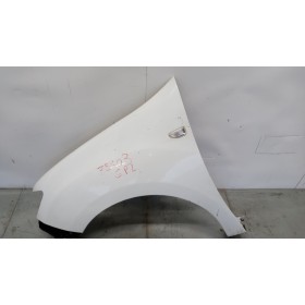 LEFT FRONT MUDGUARD  DACIA...
