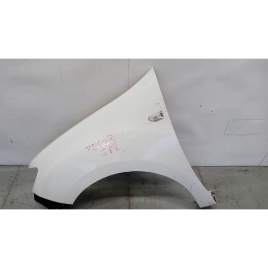 LEFT FRONT MUDGUARD  DACIA Sandero 2012>2020 used