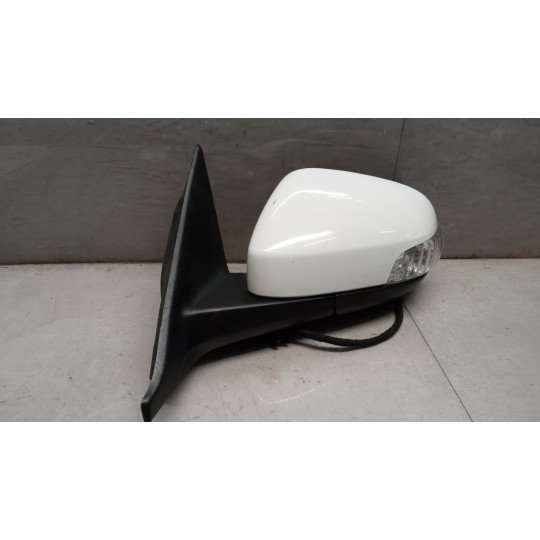 LEFT ELETRIC REAR-VIEW MIRROR  VOLVO V50 used