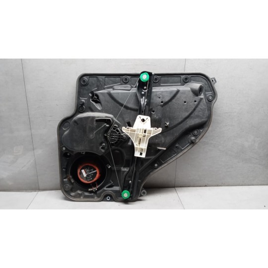 ALZA VETRI POSTERIORI SINISTRO VOLKSWAGEN Golf 6 2008>2012 usato