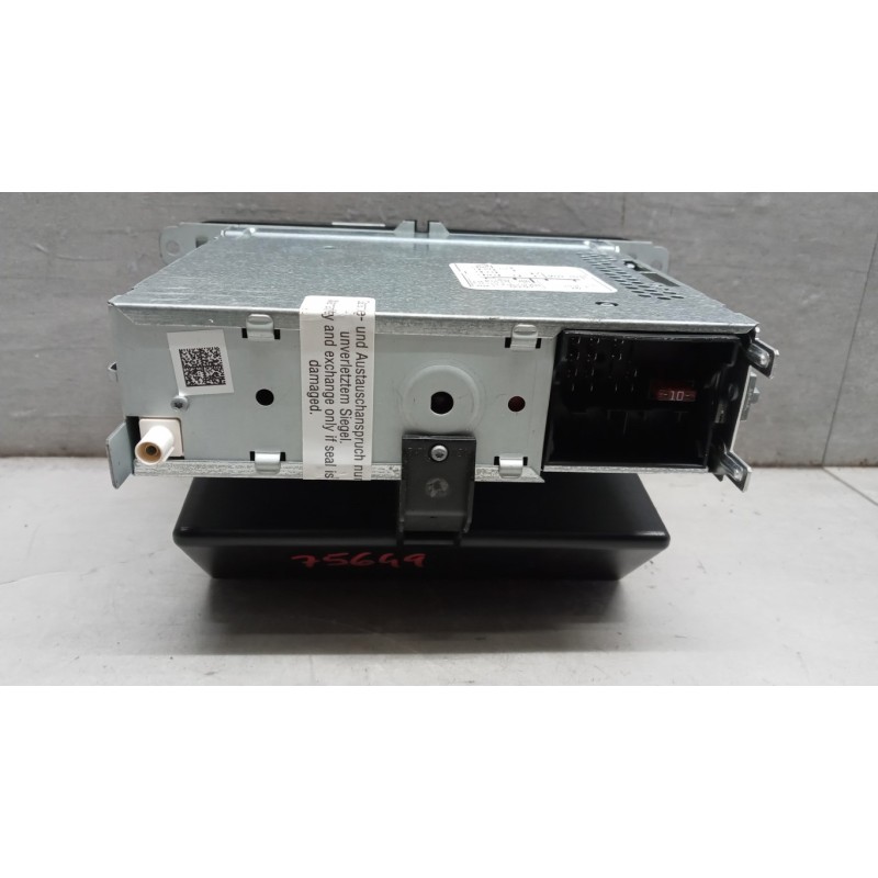 VOLKSWAGEN AUTORADIO VOLKSWAGEN Golf 6 2008>2012 usato