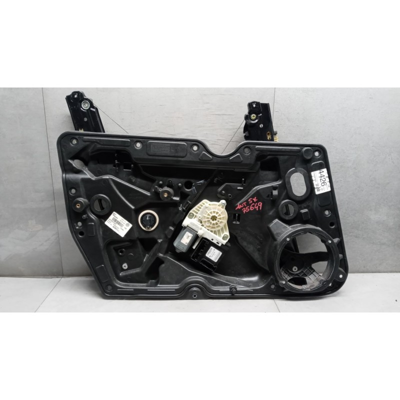 VOLKSWAGEN ALZA VETRI ANTERIORI SINISTRO VOLKSWAGEN Golf 6 2008>2012 usato