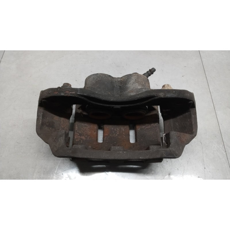 ISUZU PINZA ANTERIORE SINISTRA ISUZU N2R usato