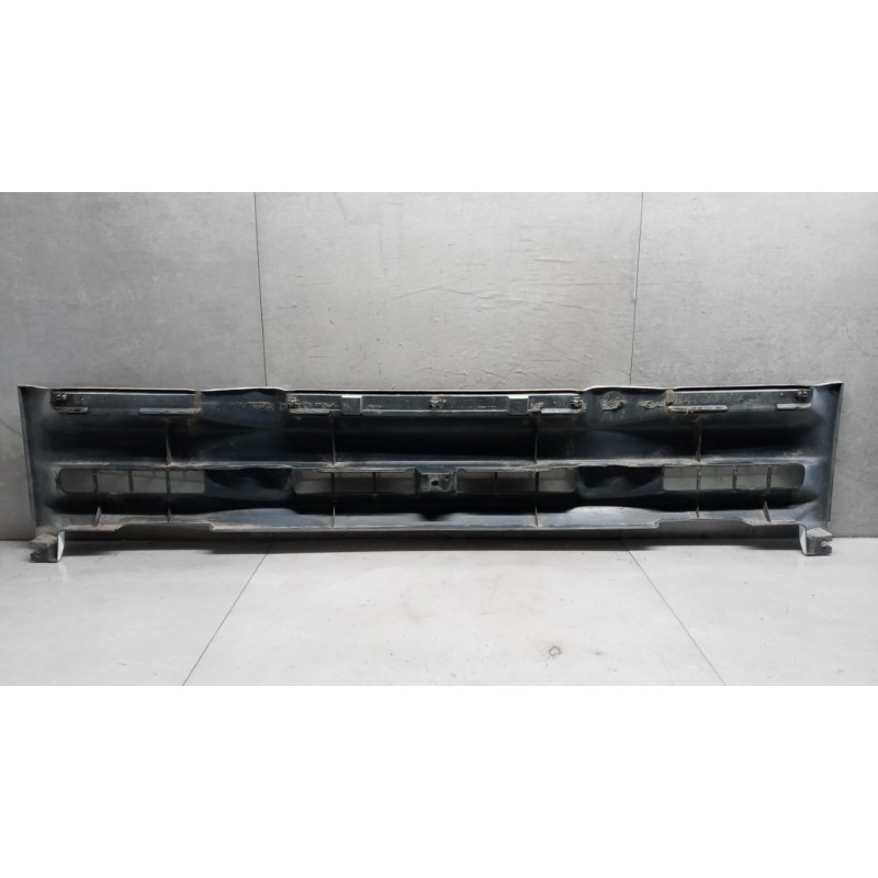 ISUZU MASCHERINE ISUZU N2R usato