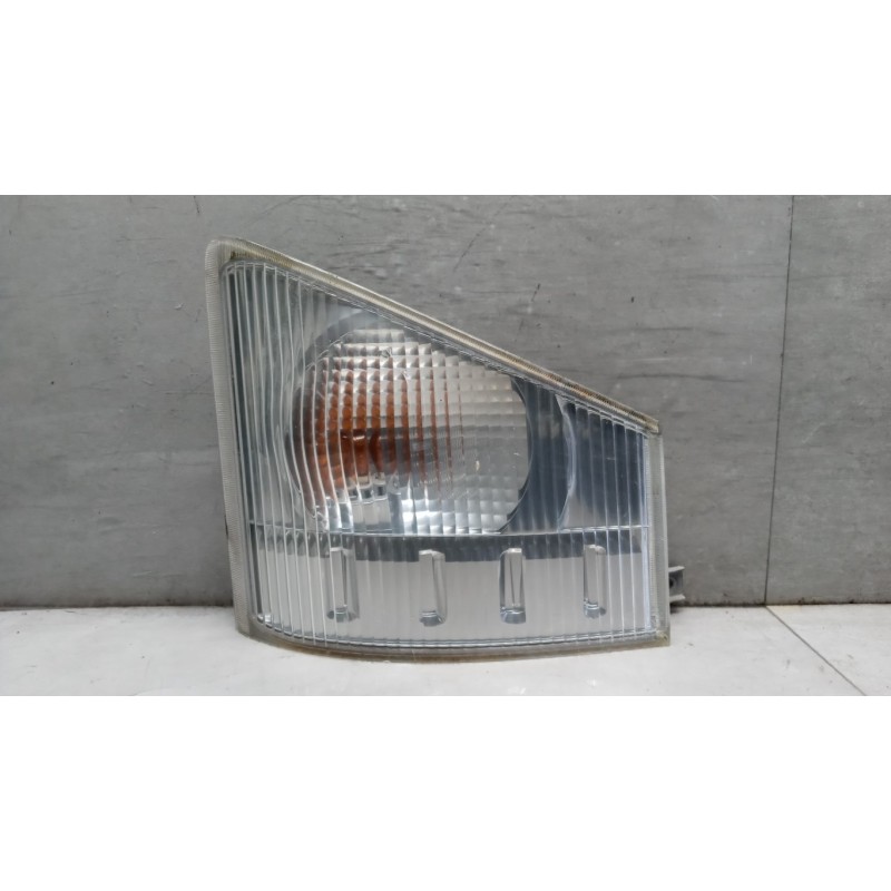 ISUZU RIGHT FRONT INDICATORS  ISUZU N2R used