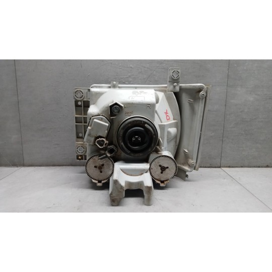FARO ANTERIORE DESTRO ISUZU N2R usato
