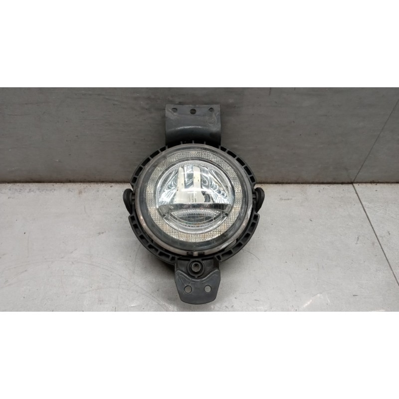 MINI FENDINEBBIA DESTRO MINI R60  Countryman 2014>2017 usato