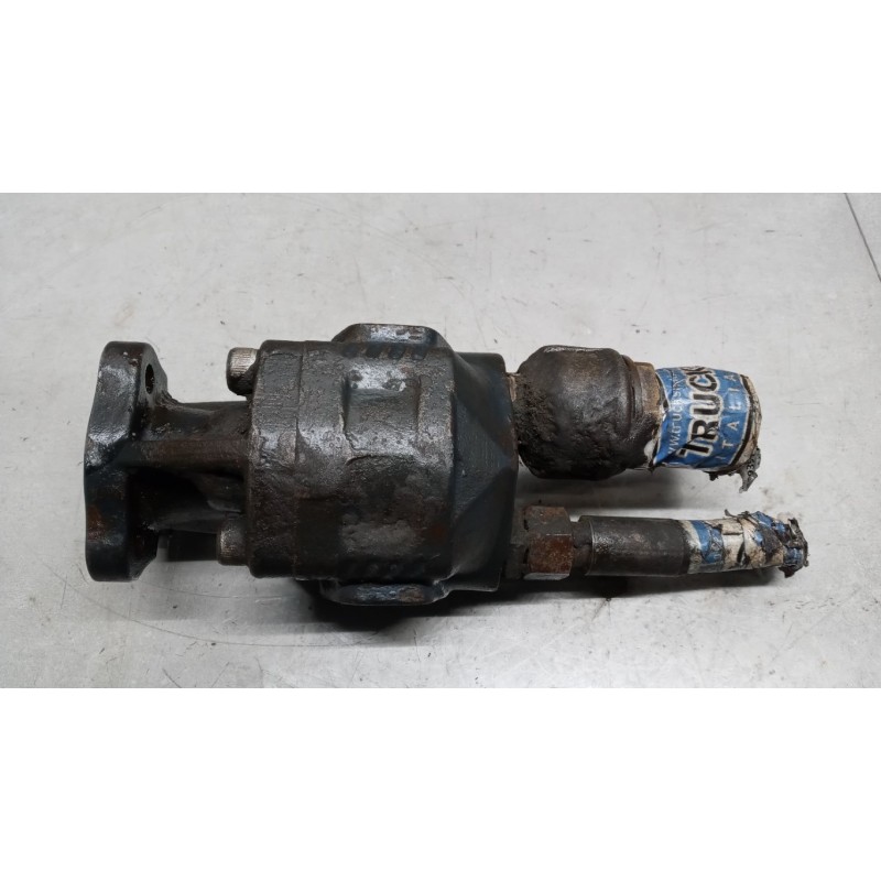 ISUZU HYDRAULIC PUMP  ISUZU N2R used