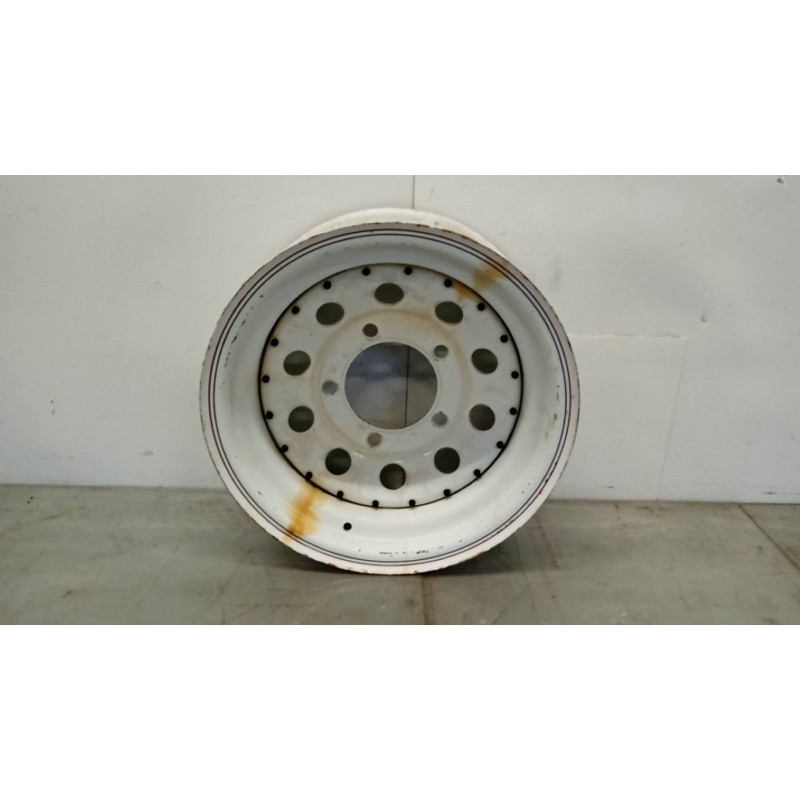 NISSAN CERCHIO RUOTA IN FERRO NISSAN Patrol 1981>1989 usato