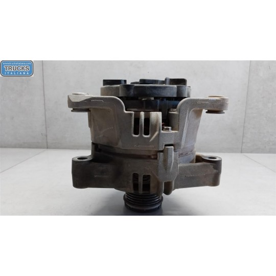 ALTERNATORE OPEL Meriva B 2010>2014 usato