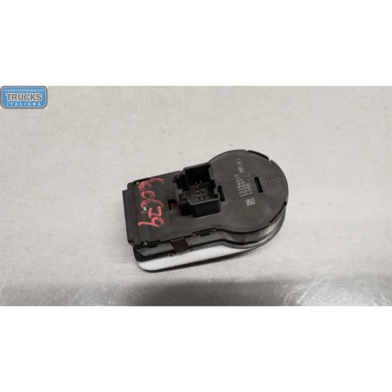 OPEL BLOCK LOGHTS  OPEL Meriva B 2010>2014 used