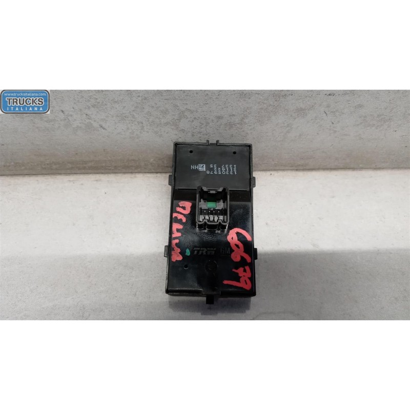 OPEL INTERRUTTORI E PULSANTI ALZAVETRI OPEL Meriva B 2010>2014 usato