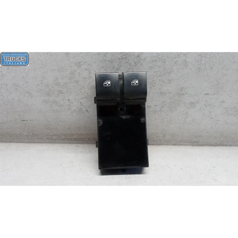 OPEL INTERRUTTORI E PULSANTI ALZAVETRI OPEL Meriva B 2010>2014 usato