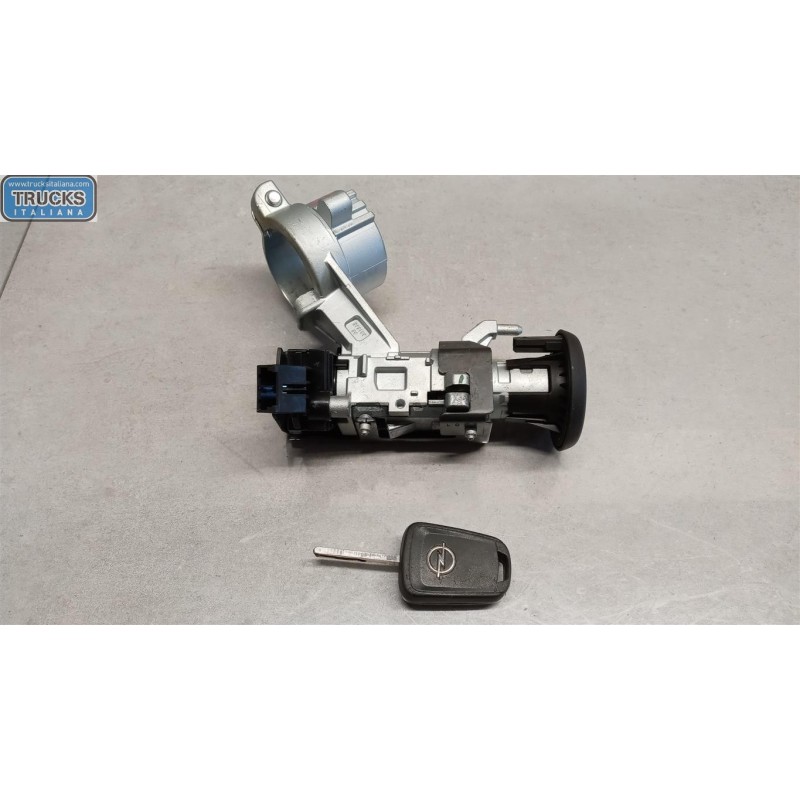 OPEL CENTRALINA MOTORE OPEL Meriva B 2010>2014 usato