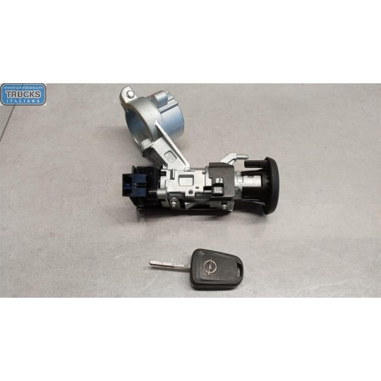 CENTRALINA MOTORE OPEL Meriva B 2010>2014 usato