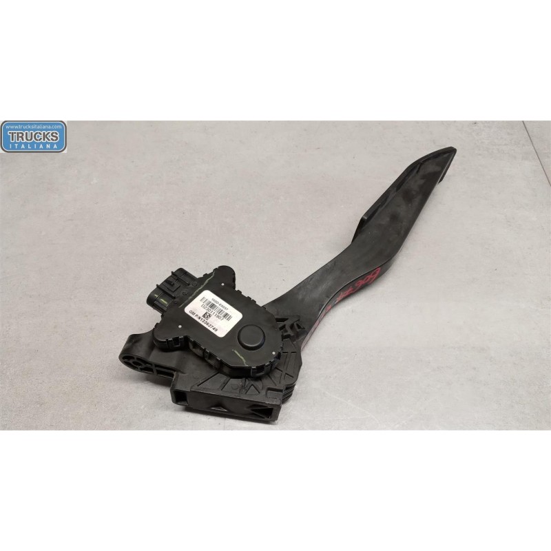 OPEL ELETRONIC THROTTLE PEDAL  OPEL Meriva B 2010>2014 used