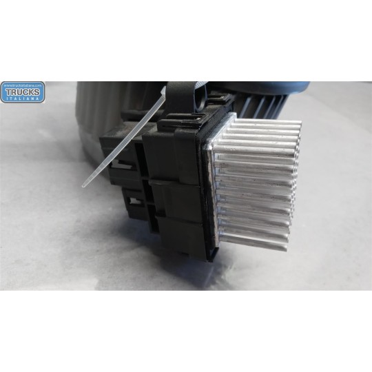 MOTORINO VENTILAZIONE INTERNA OPEL Meriva B 2010>2014 usato