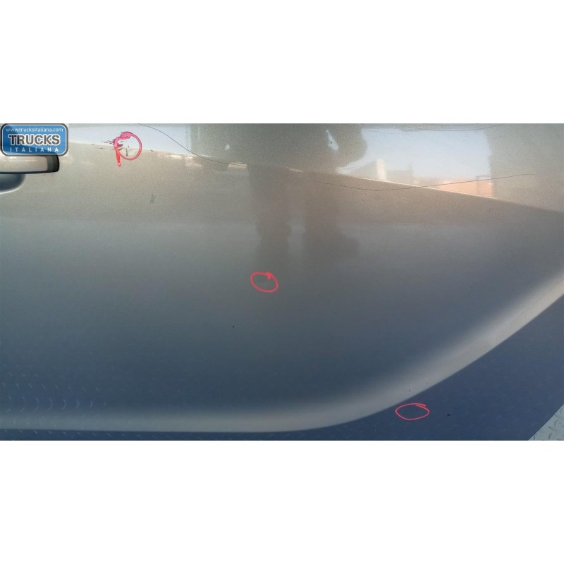 OPEL PORTA ANTERIORE DESTRA OPEL Meriva B 2010>2014 usato