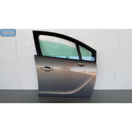 RIGHT FRONT DOOR  OPEL Meriva B 2010>2014 used