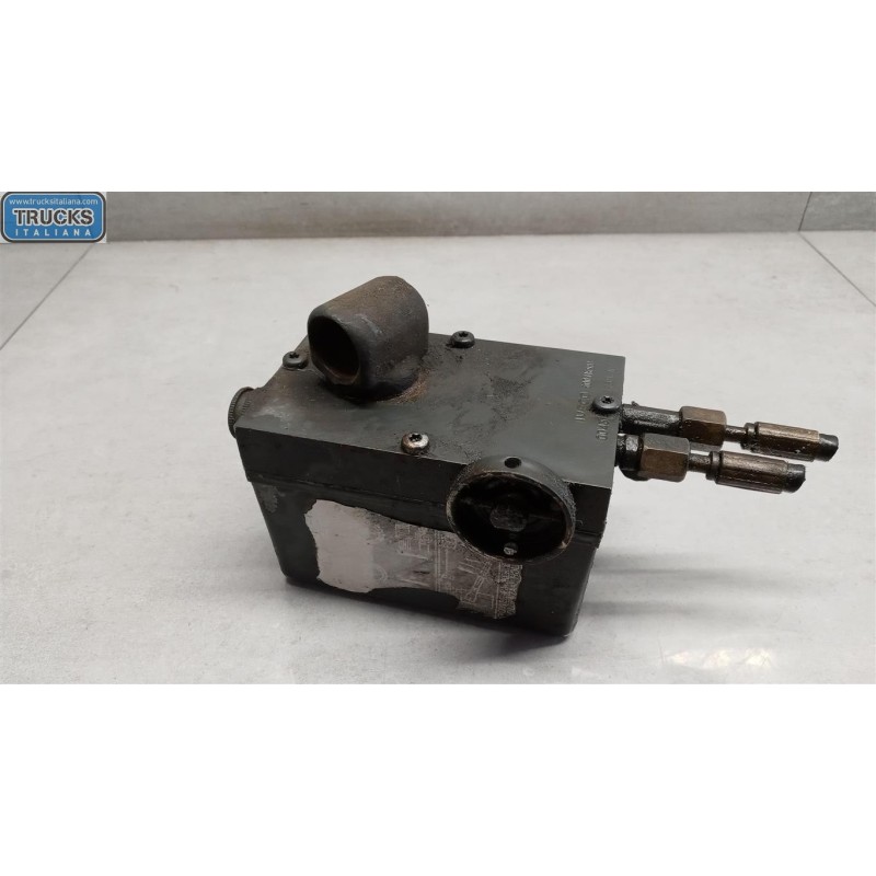 IVECO CAB LIFT PUMP  IVECO EUROCARGO 2000>2005  used