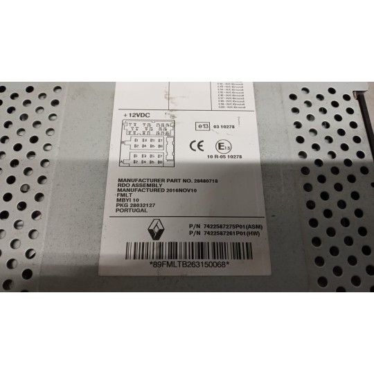 CAR RADIO RENAULT truck T 2014> used