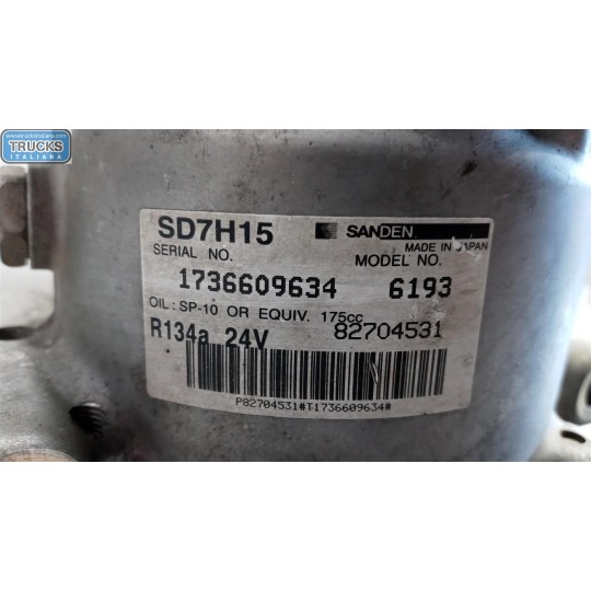 COMPRESSORE ARIA CONDIZIONATA RENAULT truck T 2014> usato