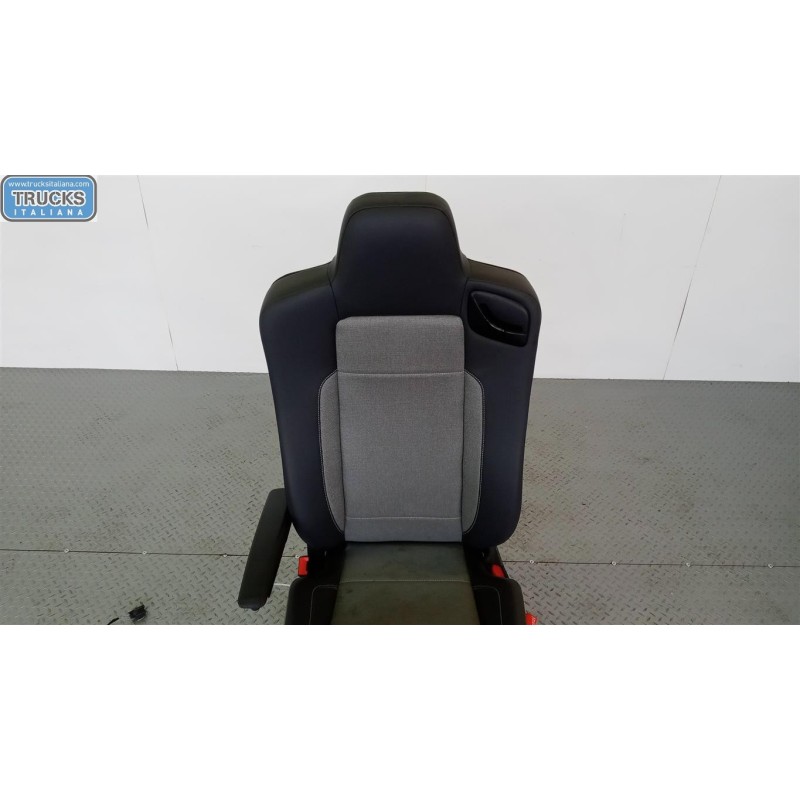 RENAULT truck FRONT SEATS RENAULT truck T 2014> used
