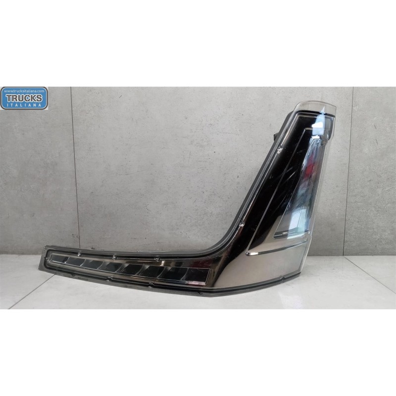 RENAULT truck FRECCIA ANTERIORE SINISTRA RENAULT truck T 2014> usato