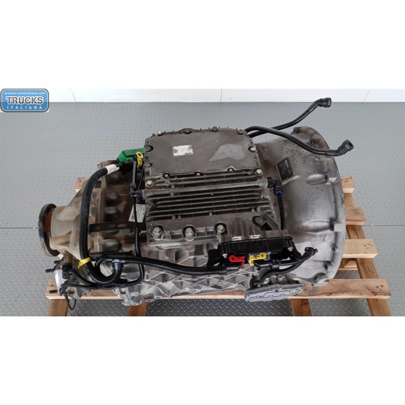 RENAULT truck CAMBIO RENAULT truck T 2014> usato
