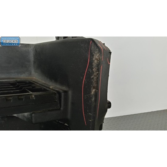 foot up right
 RENAULT truck T 2014> used