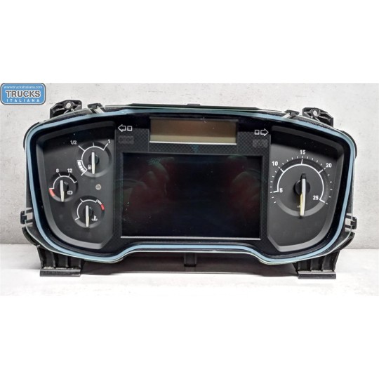 INSTRUMENT PANEL RENAULT truck T 2014> used