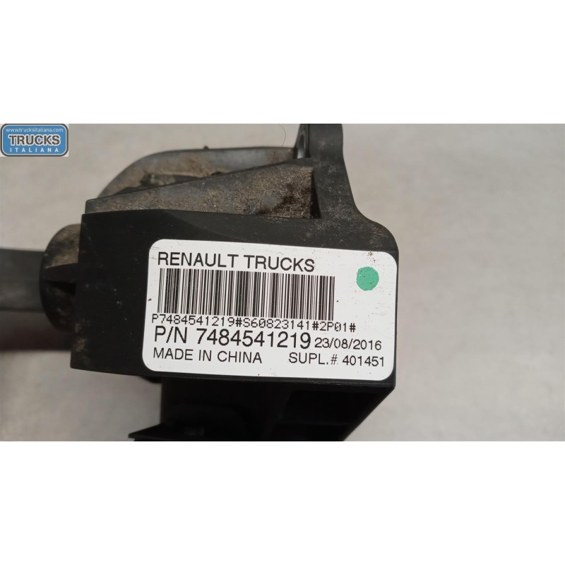 RENAULT truck ELETRONIC THROTTLE PEDAL  RENAULT truck T 2014> used