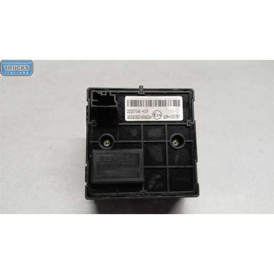INTERRUTTORI E PULSANTI ABITACOLO RENAULT truck T 2014> usato