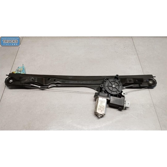 ALZA VETRI ANTERIORI DESTRO FIAT Doblo' 2009>2014 usato