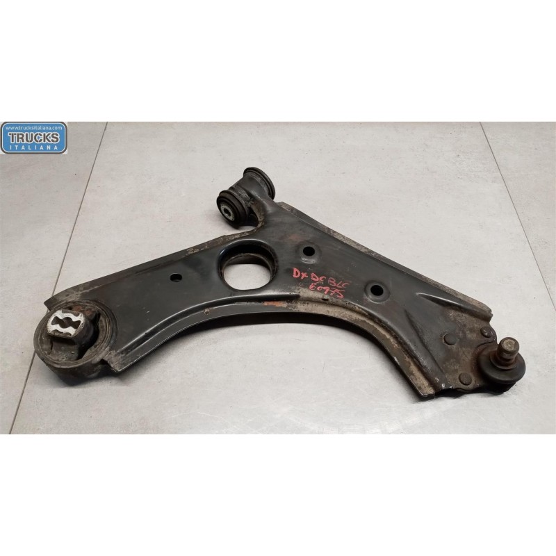 FIAT CONTROL ARM FRONT LOWER RIGHT  FIAT Doblo' 2009>2014 used