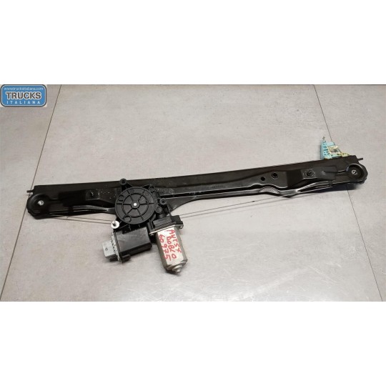 ALZA VETRI ANTERIORI SINISTRO FIAT Doblo' 2009>2014 usato