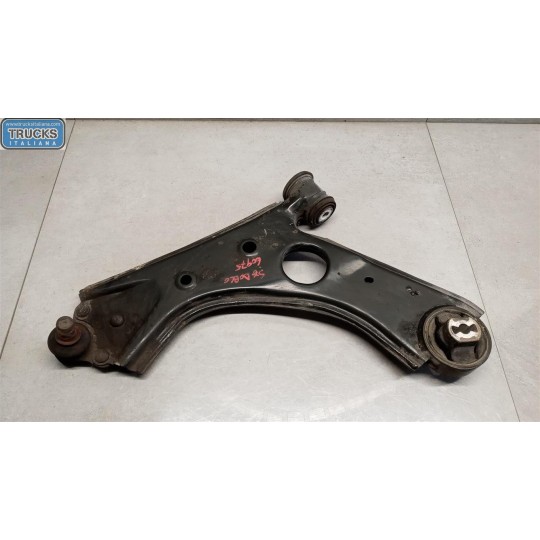 CONTROL ARM FRONT LOWER LEFT  FIAT Doblo' 2009>2014 used