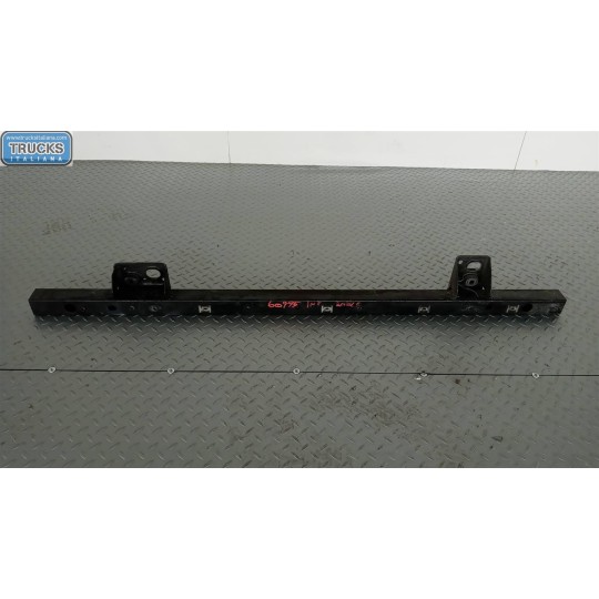 TRAVERSA SUPPORTO RADIATORE FIAT Doblo' 2009>2014 usato