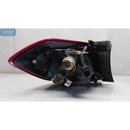 FARO POST ESTERNO LED DESTRO FORD Fiesta 2017> usato