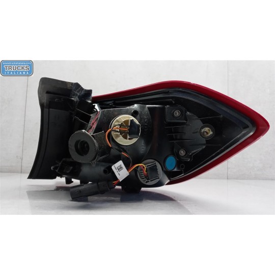 FARO POST ESTERNO LED SINISTRO FORD Fiesta 2017> usato