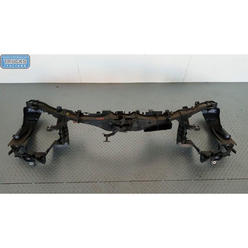 MERCEDES-BENZ RIVESTIMENTO ANTERIORE COMPLETO MERCEDES-BENZ Classe B (W245) 2005>2008 usato