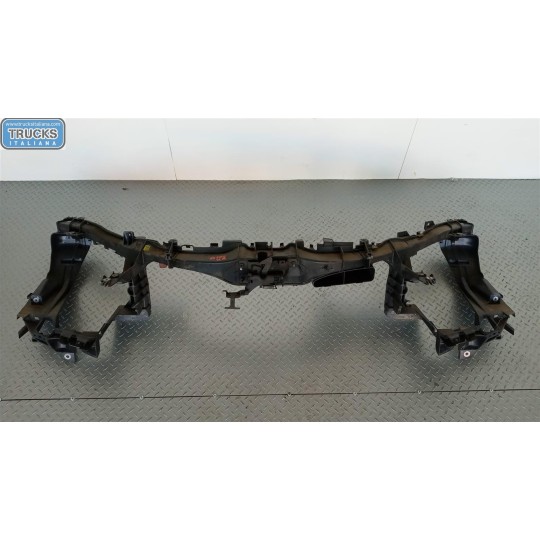 RIVESTIMENTO ANTERIORE COMPLETO MERCEDES-BENZ Classe B (W245) 2005>2008 usato