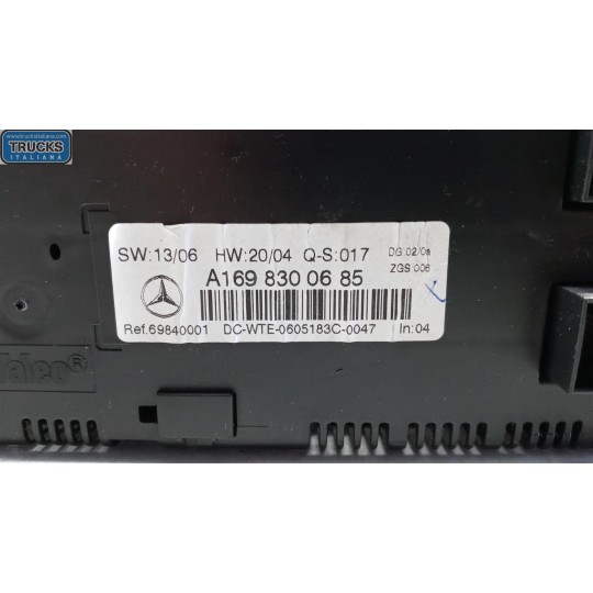 CENTRALINA CLIMATIZZATORE MERCEDES-BENZ Classe B (W245) 2005>2008 usato