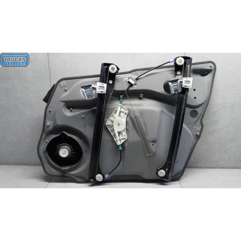 MERCEDES-BENZ ALZA VETRI ANTERIORI SINISTRO MERCEDES-BENZ Classe B (W245) 2005>2008 usato