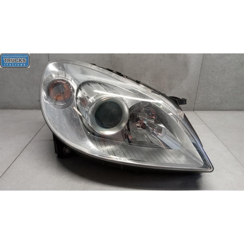MERCEDES-BENZ FARO ANTERIORE DESTRO MERCEDES-BENZ Classe B (W245) 2005>2008 usato