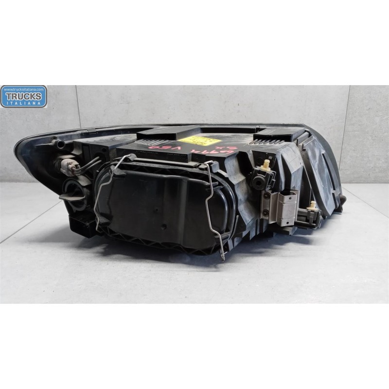 VOLVO FRONT LEFT FLASHLIGHT  VOLVO V50 used